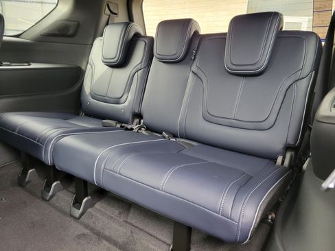 New 2026 INFINITI QX80 4WD image 29