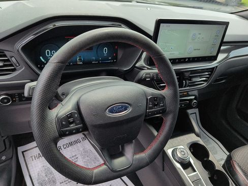 Certified 2023 Ford Escape ST-Line Select w/ Tech Pack #2 AWD/4WD image 12
