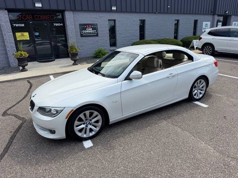 Used 2012 BMW 328i Convertible RWD image 74