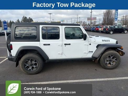 Used 2023 Jeep Wrangler Unlimited w/ Cold Weather Group image 3