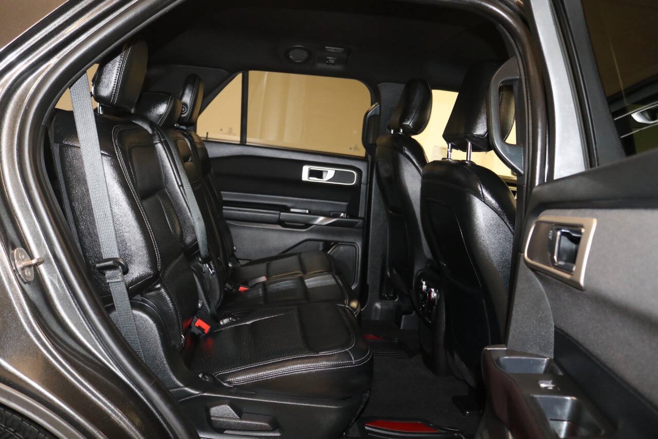 Used 2020 Ford Explorer XLT RWD image 21