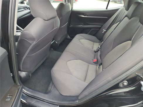 Used 2024 Toyota Camry LE image 20