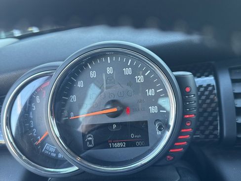 Used 2017 MINI Cooper S image 5