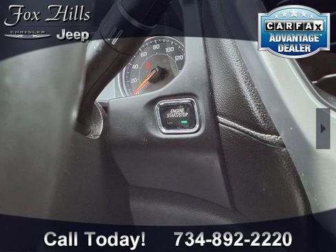 Used 2020 GMC Acadia SLT image 27