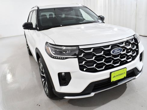 New 2026 Ford Explorer Platinum w/ LUX Leather Package image 4