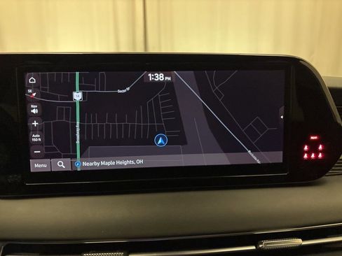 Used 2025 Hyundai Palisade Calligraphy image 21