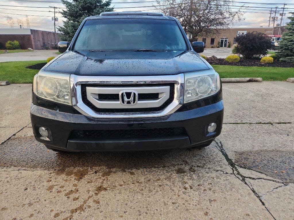 Used 2010 Honda Pilot Touring image 2