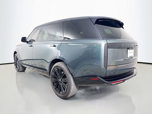 Used 2025 Land Rover Range Rover Long Wheelbase SE image 7