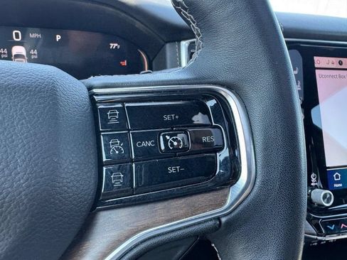 Used 2024 Jeep Grand Wagoneer L 4WD image 20