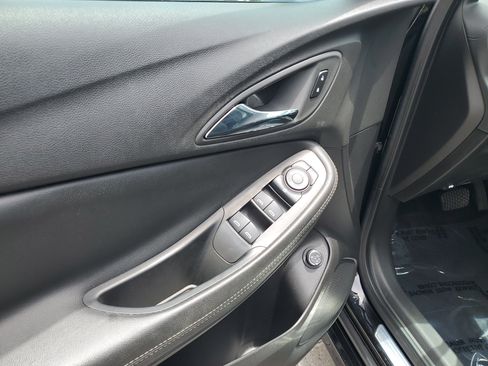 Used 2023 Buick Encore GX Select w/ Sport Touring Package FWD image 19