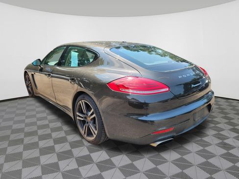 Used 2016 Porsche Panamera 4 AWD/4WD image 3