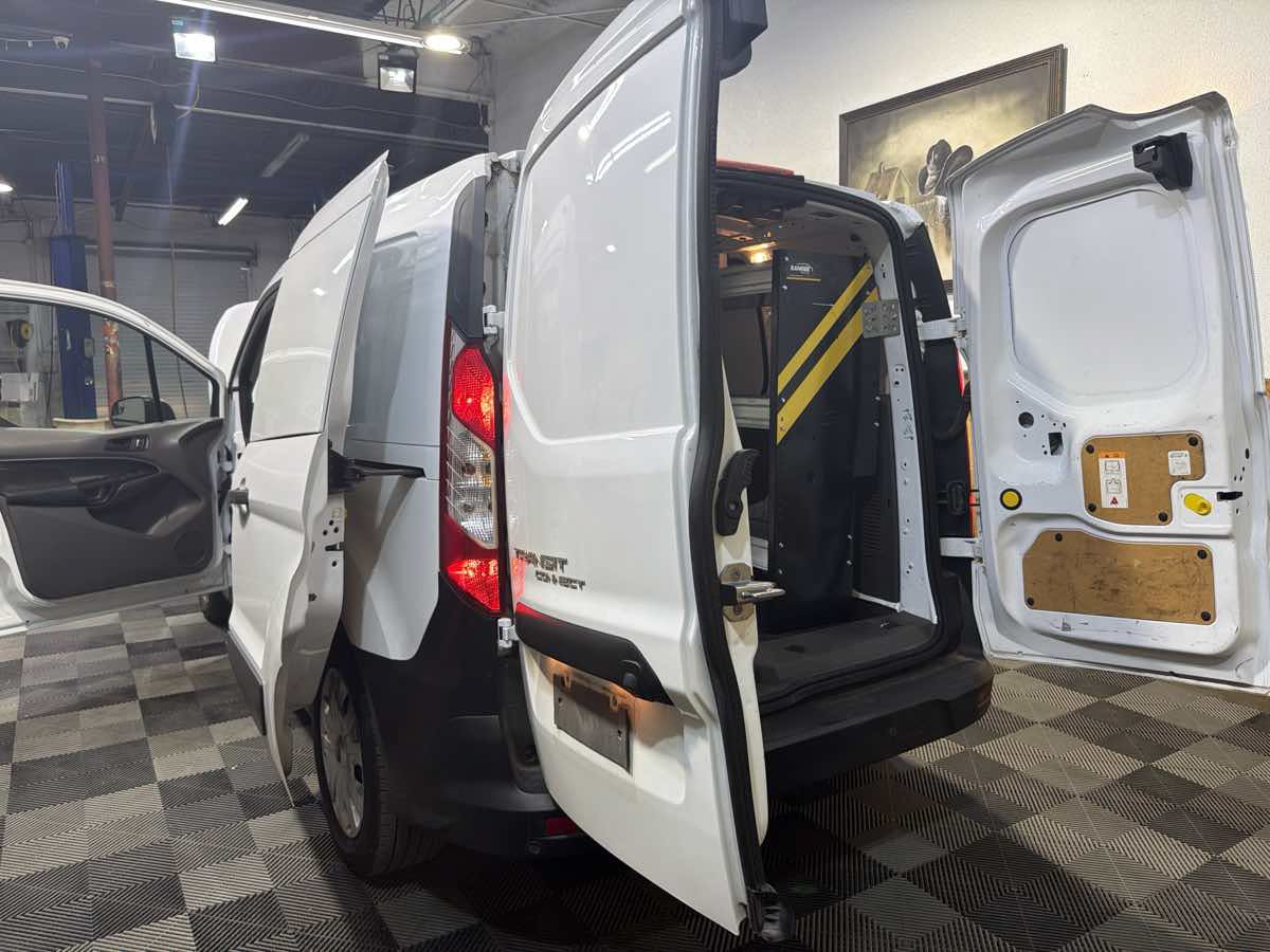 Used 2019 Ford Transit Connect XL FWD image 13