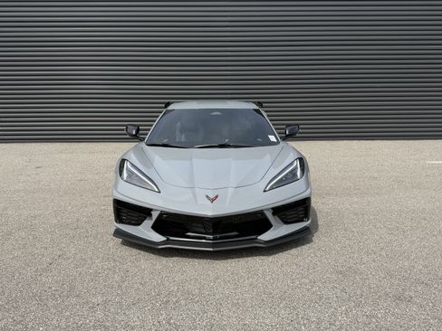 Used 2025 Chevrolet Corvette Stingray Preferred Cpe w/ Z51 Performance Package image 6