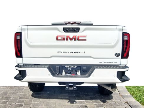 New 2026 GMC Sierra 2500 Denali w/ Denali Reserve Package image 5