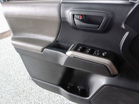 Used 2021 Toyota Tacoma SR5 image 22