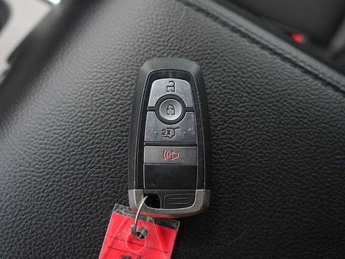Used 2019 Ford Expedition XLT w/ Equipment Group 201A RWD image 28