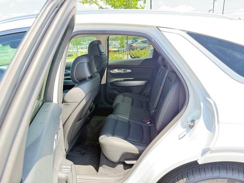 New 2026 Genesis GV70 2.5T Select image 12