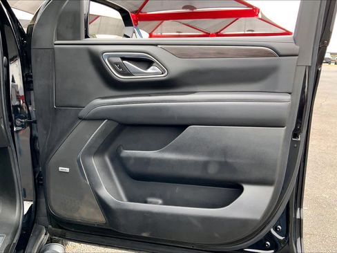 Used 2022 Chevrolet Tahoe Z71 w/ Off-Road Capability Package AWD/4WD image 23