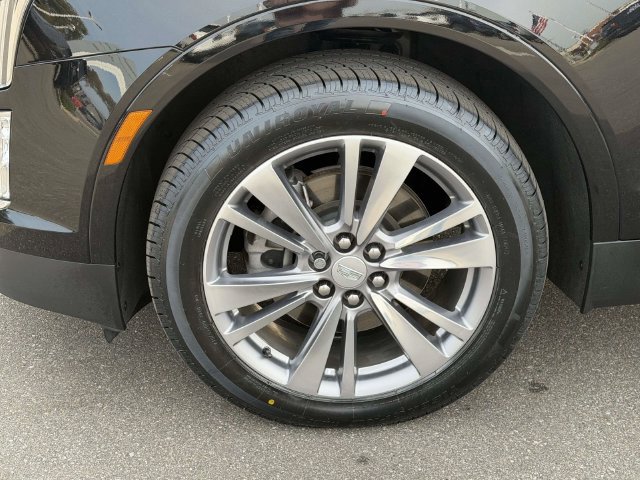 Certified 2024 Cadillac XT5 Premium Luxury AWD/4WD image 8