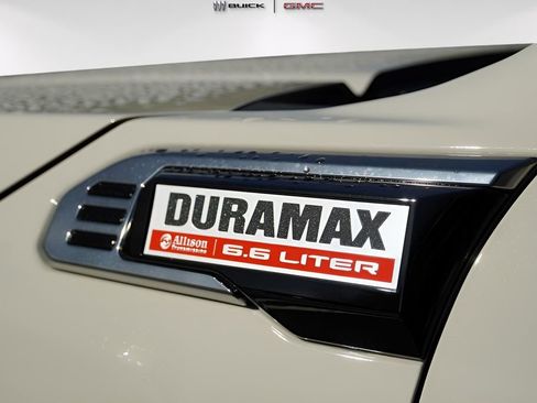 New 2026 GMC Sierra 2500 AT4 w/ AT4 Premium Plus Package image 10