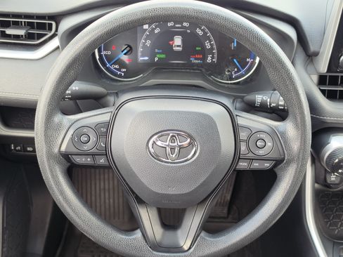 Certified 2025 Toyota RAV4 XLE w/ Convenience Package AWD/4WD image 16