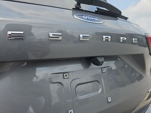 Used 2024 Ford Escape ST-Line AWD/4WD image 17