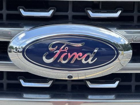 Used 2024 Ford F350 Platinum AWD/4WD image 32