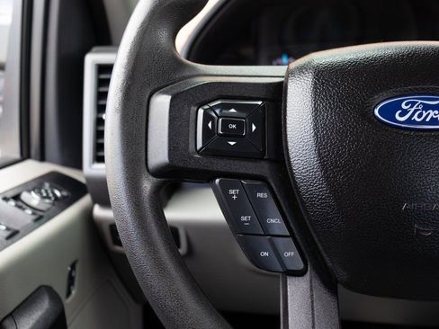 Used 2018 Ford F350 XL w/ Power Equipment Group image 29