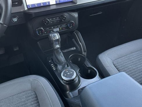 Used 2022 Ford Bronco Outer Banks image 16