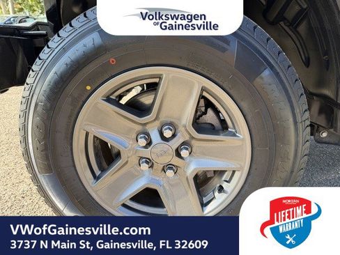 Used 2021 Jeep Gladiator Sport image 28