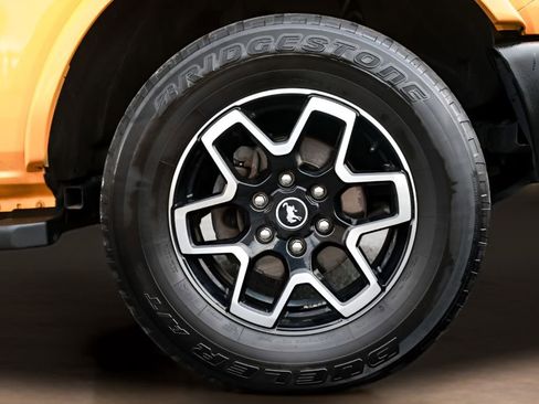 Used 2022 Ford Bronco Outer Banks image 39