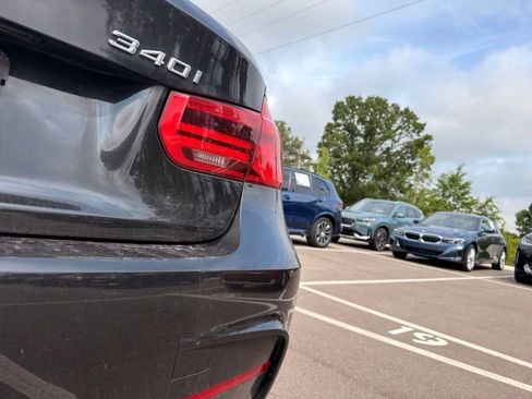 Used 2018 BMW 340i xDrive Sedan AWD/4WD image 9