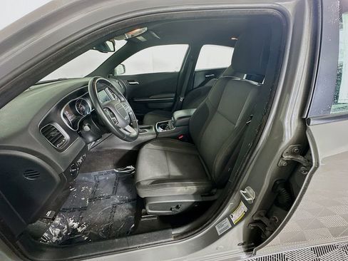 Used 2017 Dodge Charger SXT image 27