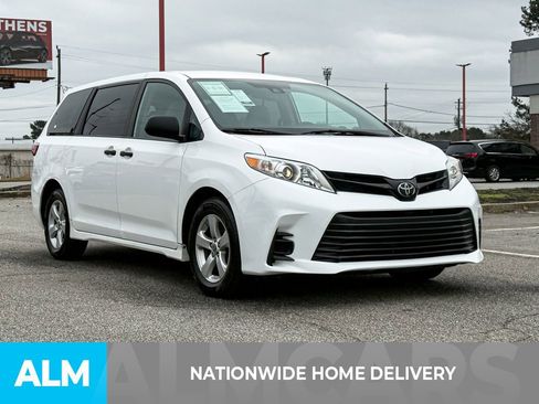 Used 2020 Toyota Sienna L FWD image 4