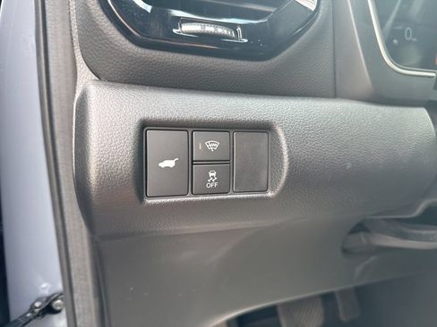 Certified 2025 Honda Pilot Black Edition image 19