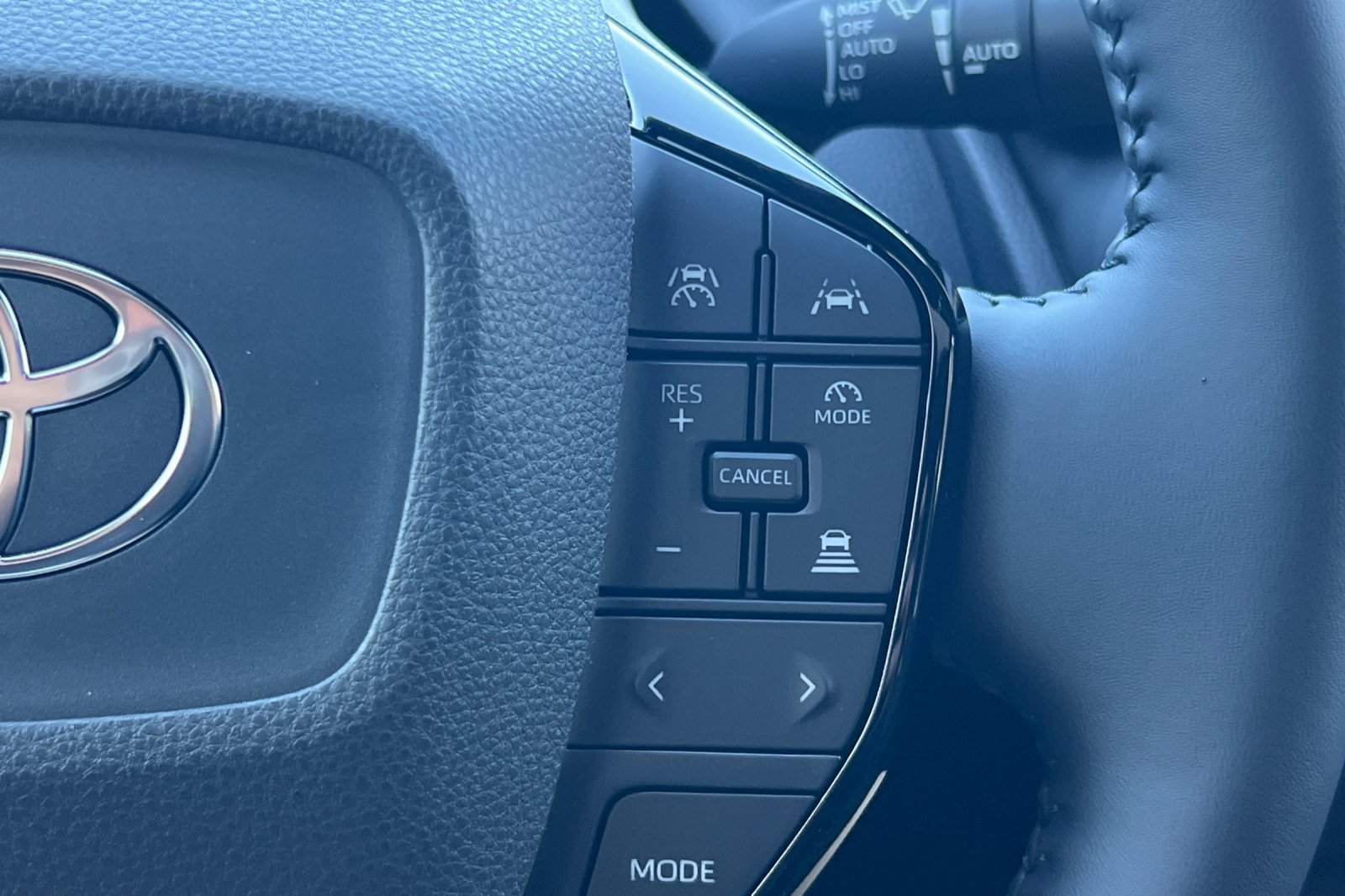 New 2027 Toyota Prius XLE AWD/4WD image 27