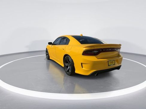 Used 2018 Dodge Charger SRT Hellcat image 6