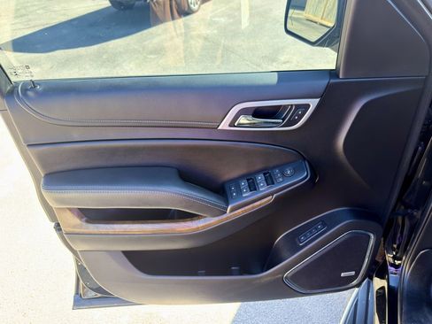 Used 2019 GMC Yukon XL Denali w/ Open Road Package image 31