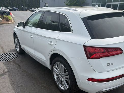 Used 2018 Audi Q5 Prestige w/ Prestige Package AWD/4WD image 11