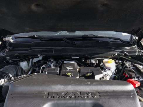 Used 2022 RAM 2500 Limited w/ Night Edition image 14