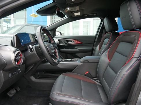 Used 2024 Chevrolet Equinox EV RS AWD/4WD image 7