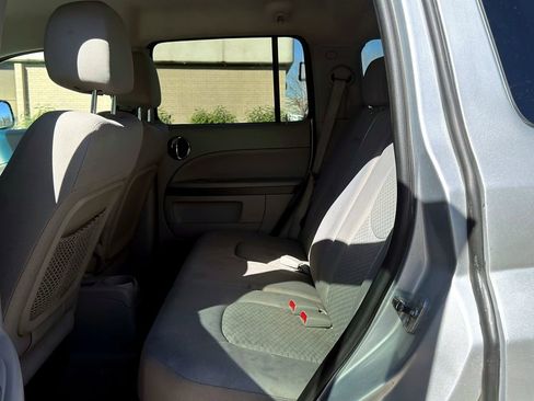 Used 2011 Chevrolet HHR LT FWD image 18