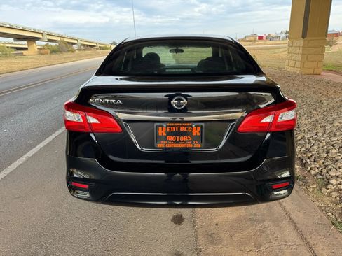 Used 2017 Nissan Sentra S image 4