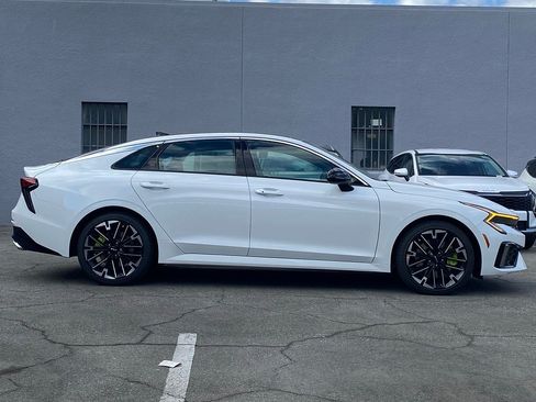 New 2026 Kia K5 GT FWD image 2