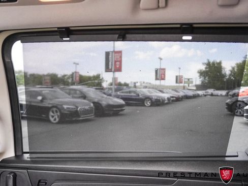 Used 2025 Honda Odyssey Elite image 45