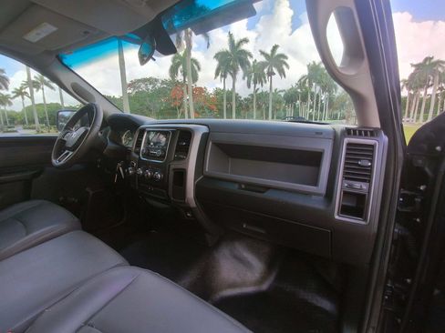 Used 2017 RAM 1500 Tradesman RWD image 28