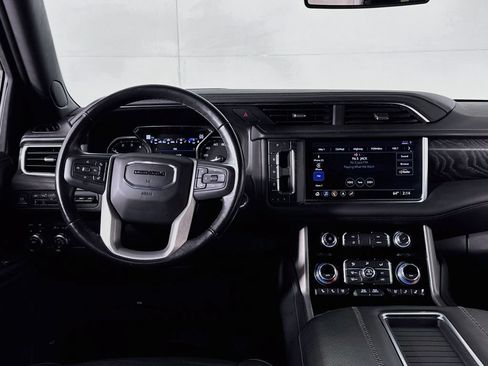 Used 2021 GMC Yukon Denali w/ LPO, Illumination Package AWD/4WD image 14