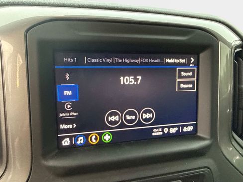 Used 2025 Chevrolet Silverado 1500 Custom Trail Boss w/ LPO, Dark Essentials Package image 23