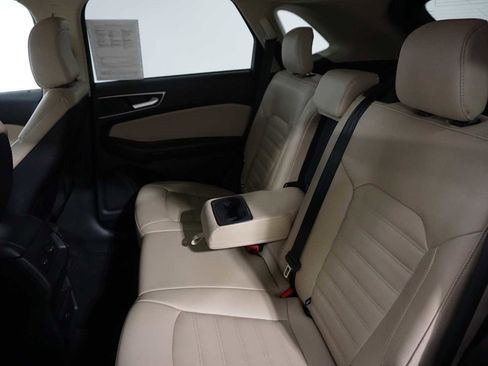 Used 2023 Ford Edge SEL image 14