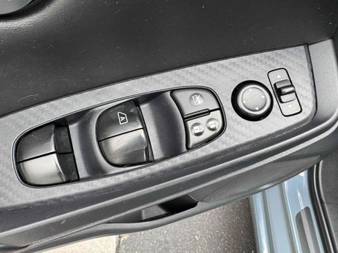 Used 2024 Nissan Sentra SV image 32